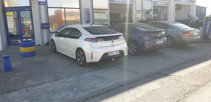 Ampera Fachada